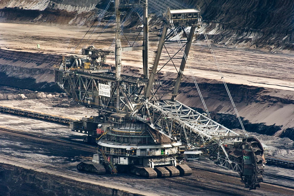 Skywalk Investment Group is engaged in construction of mining and processing plants under ЕРС-contract Skywalk Investment Group is engaged in construction of mining and processing plants under ЕРС-contract