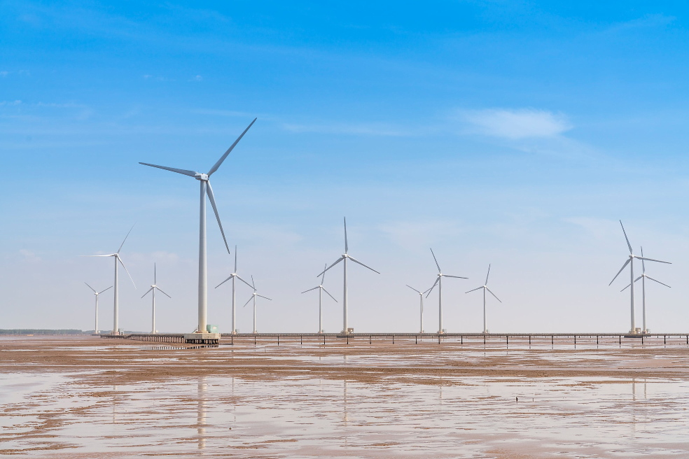 The engineering company SWIG offers a full range of services in the design, construction, modernization, maintenance and repair of wind farms anywhere in the world The engineering company SWIG offers a full range of services in the design, construction, modernization, maintenance and repair of wind farms anywhere in the world